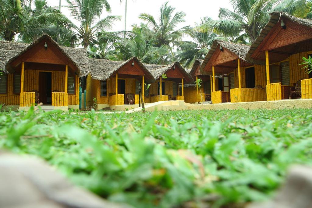 Savithri Inn Bamboo Cottages & Resorts Varkala Exterior foto