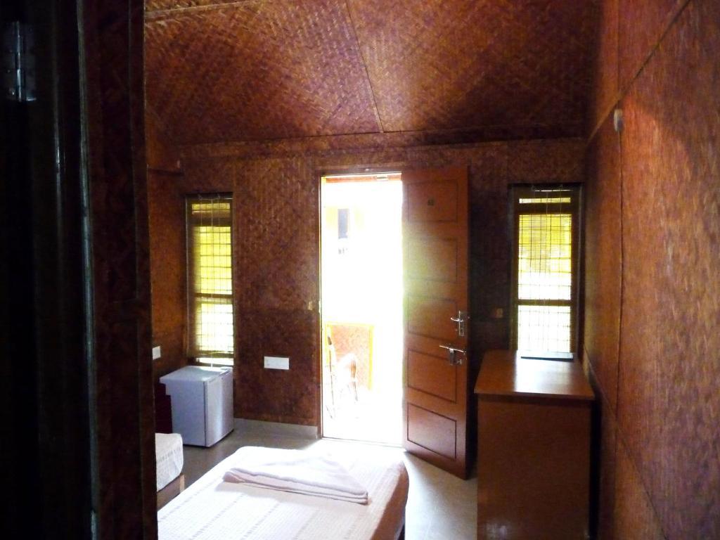 Savithri Inn Bamboo Cottages & Resorts Varkala Exterior foto