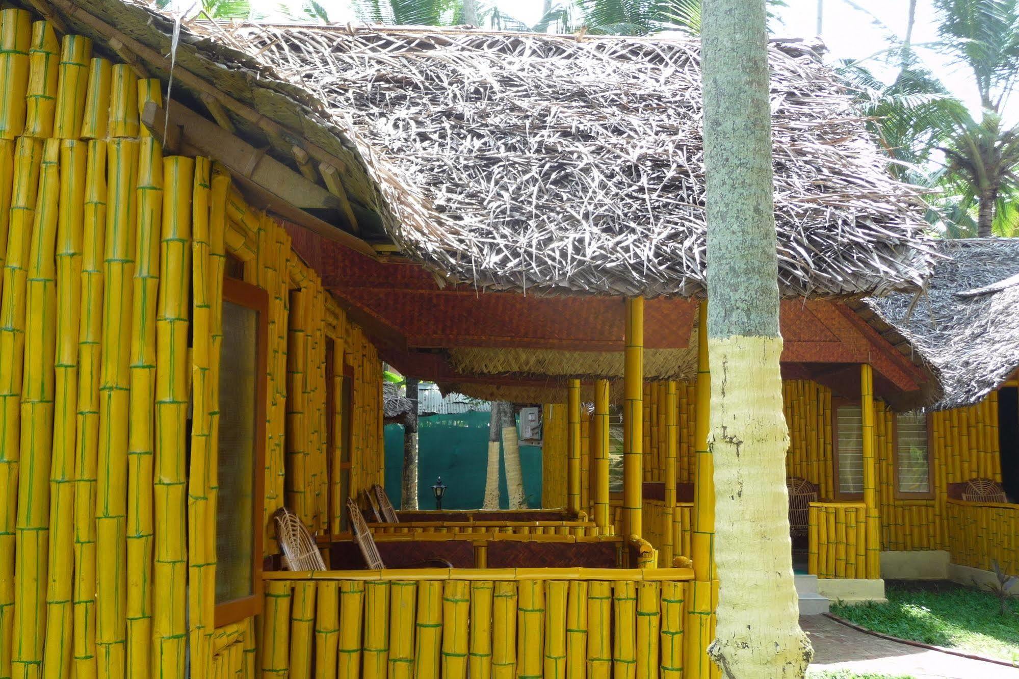 Savithri Inn Bamboo Cottages & Resorts Varkala Exterior foto